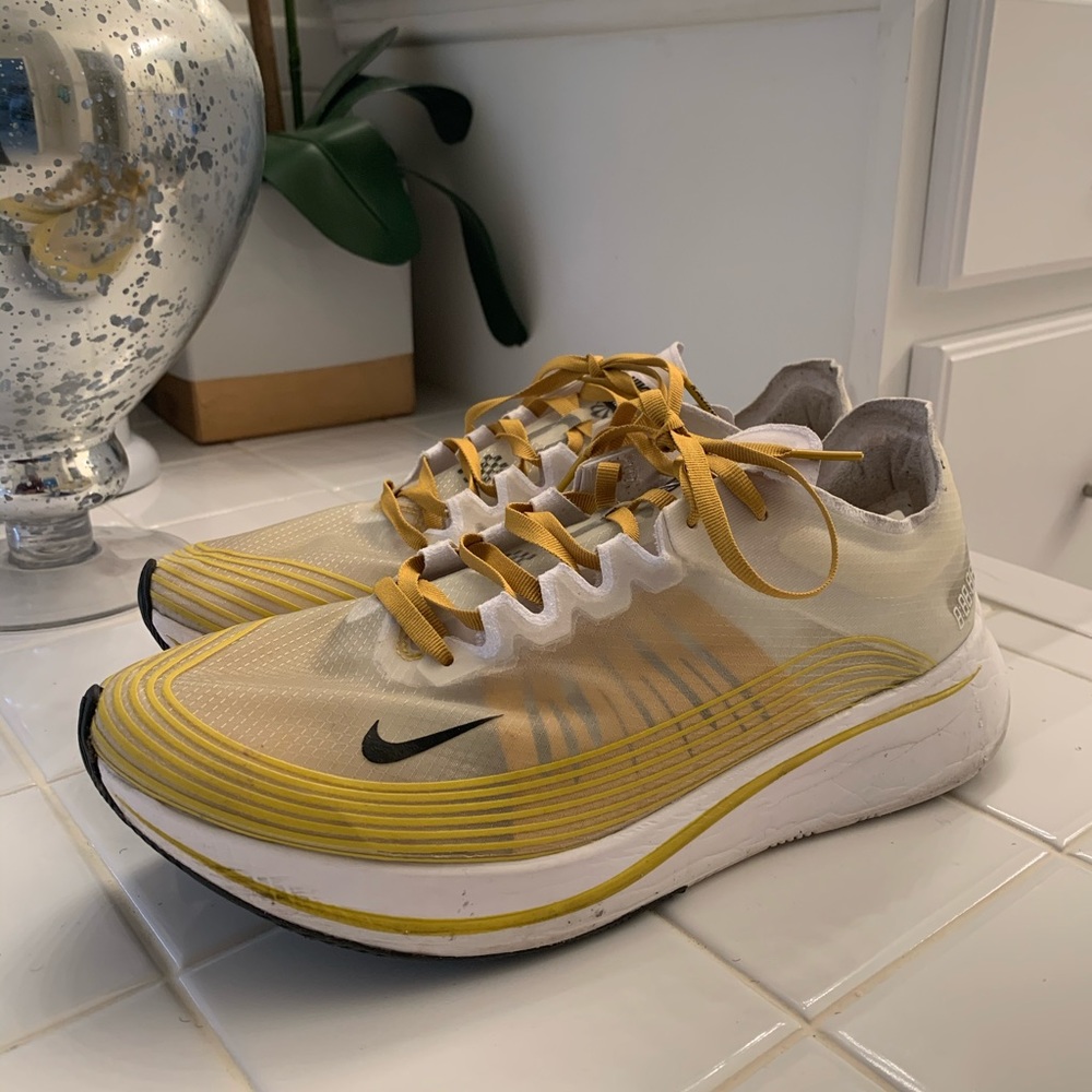 Nike Zoom Fly Running